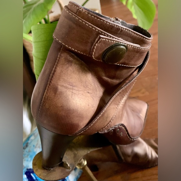 Square Toe Zip Ankle Boots Golden and Brown Leather w/ Straps Sz 39 - Picture 10 of 14